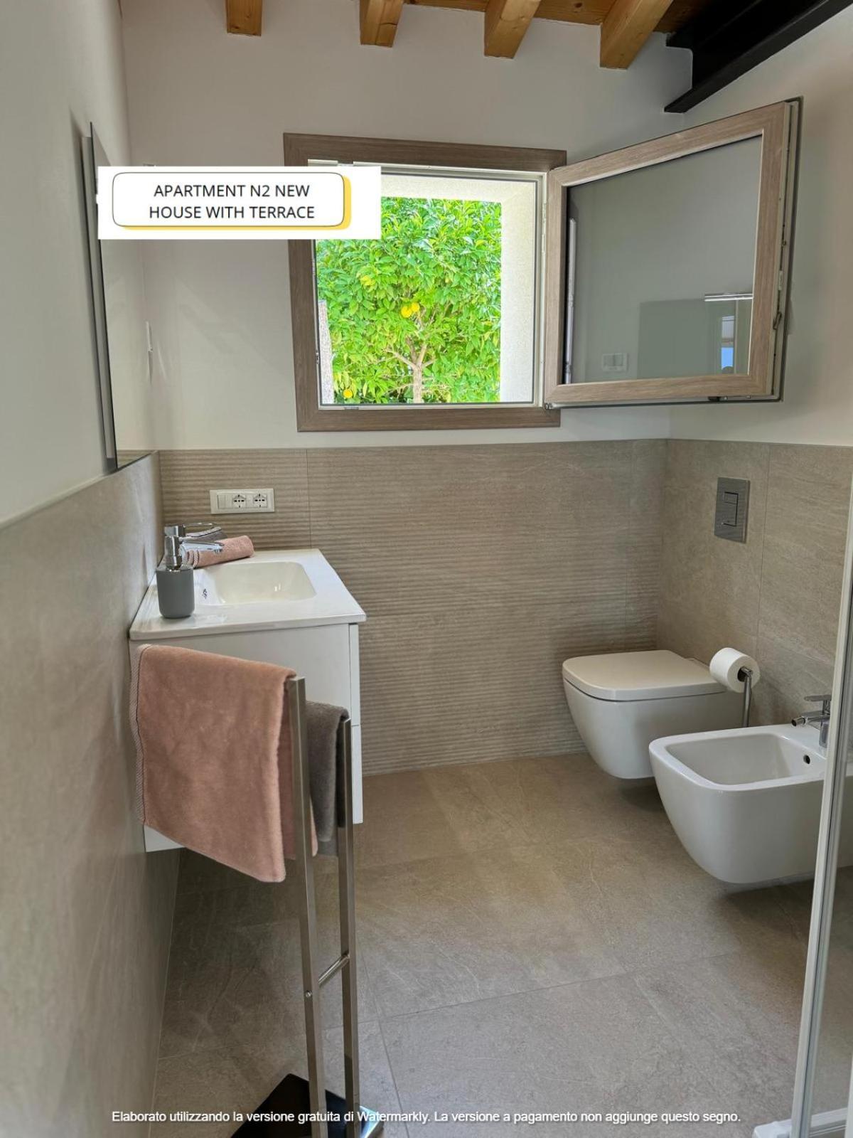 The View Apartment Тори дел Бенако Екстериор снимка